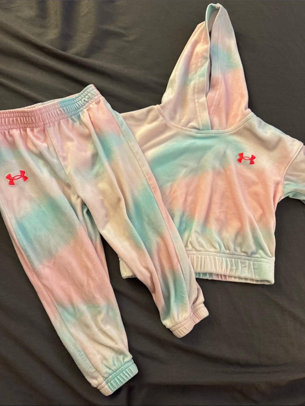Under Armour Girls' Pastel velour Tie-Dye Hoodie & Joggers - 18mo